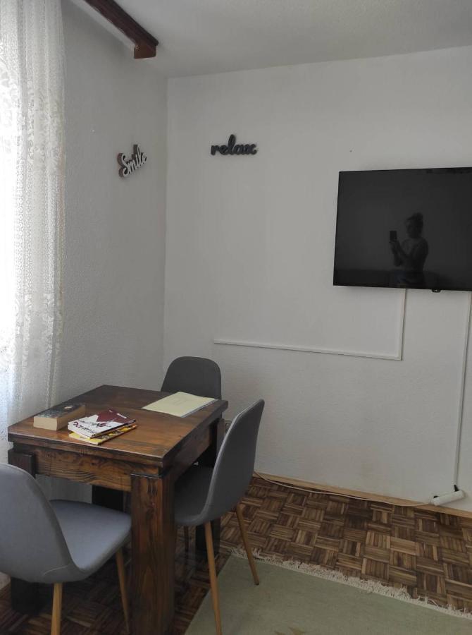 Ajsha Guesthouse Jajce Exteriör bild